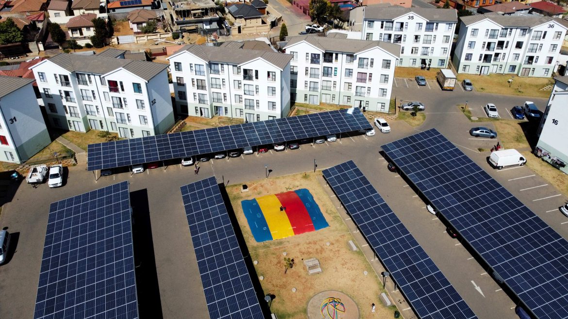 Smart Nano-Grid Image 1